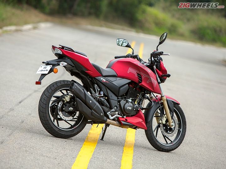 tvs-apache-200-4v-review-zigwheels-india-m03_720x540.jpg