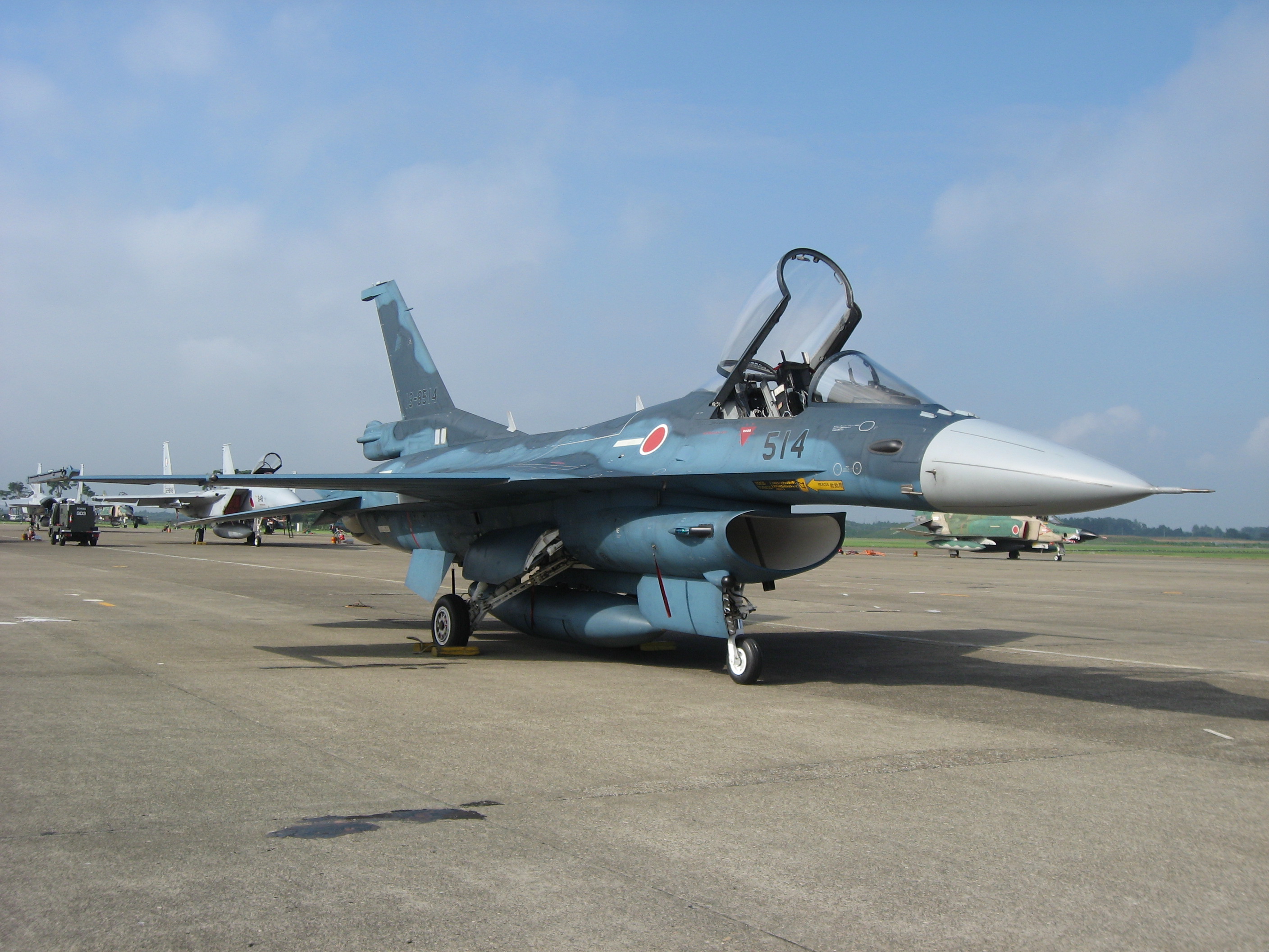 Hyakuri_F-2_02.JPG