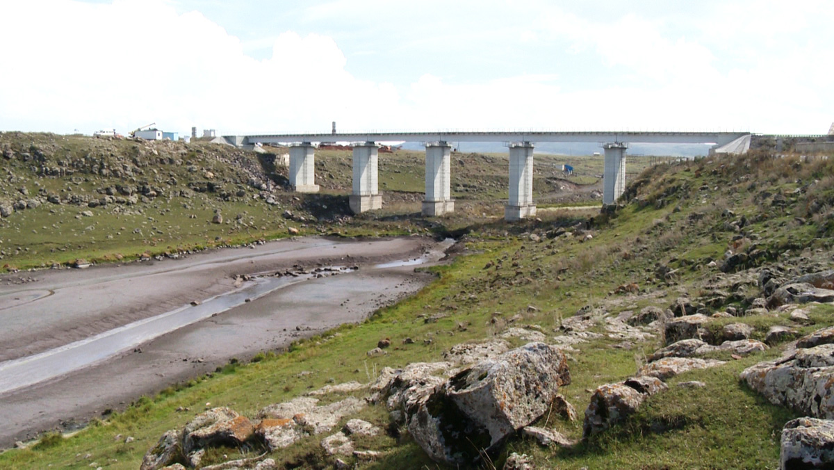 baku_tbilisi_kars-railway_construction_250914_11.jpg