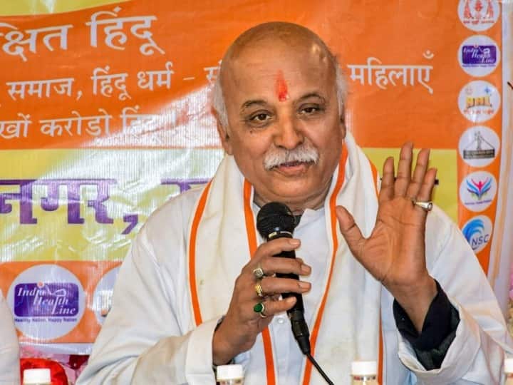 Praveen Togadia controversial statement said Muslims have more than 2 children will go to jail
