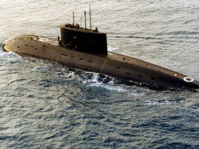 the-kilo-class-submarine-can-bring-chinas-nuclear-payload-anywhere-in-the-world.jpg