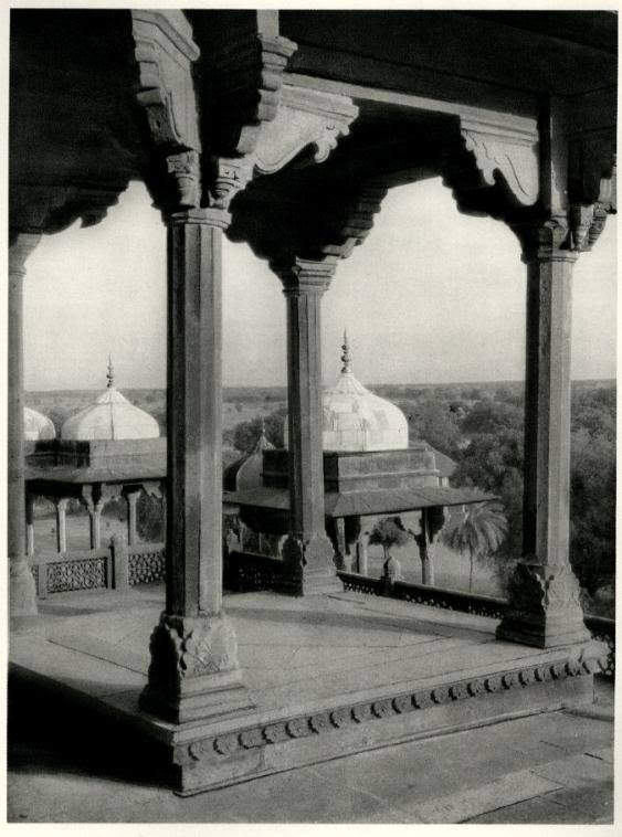 Akbar%2527s+Tomb+in+Sikandra+near+Agra%252C+India+-+1928.JPG