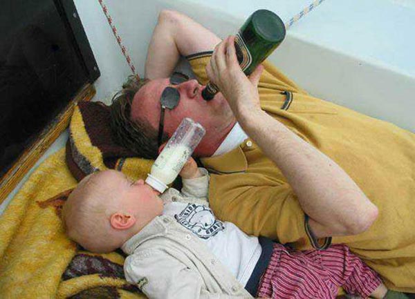 photos-of-people-doing-stupid-things-drinking-from-childhood.jpg