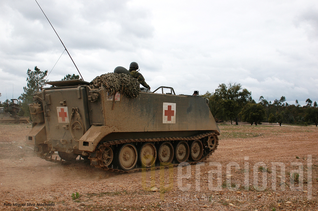 m113-ambulancia-mmachado-copy.jpg