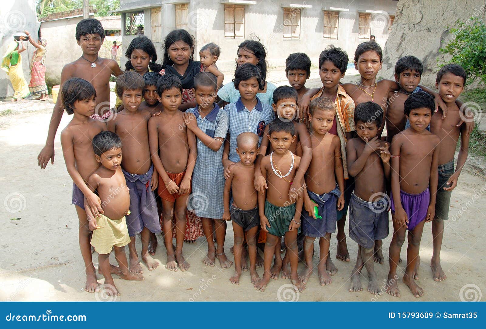 indian-village-children-15793609.jpg