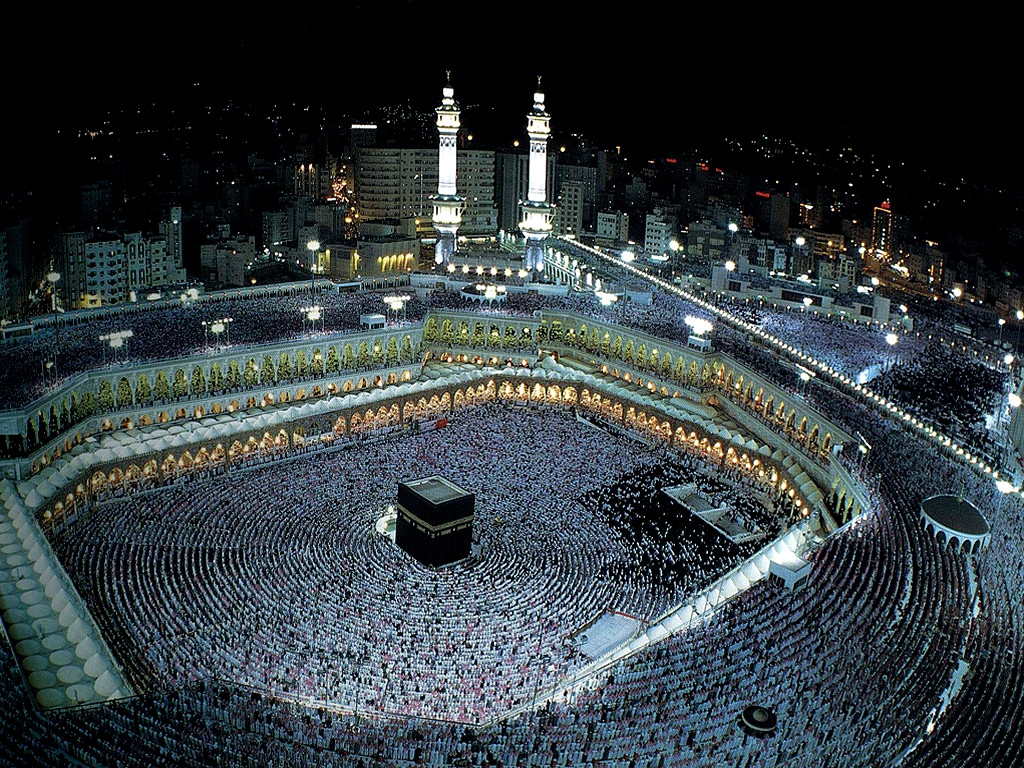 the-kaaba-at-night.jpg