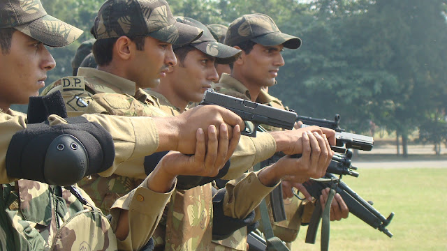 Delhi+Police+Commando+Homeland+Warriors+magazine_2.JPG