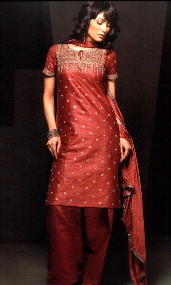 Designer-Salwar-Kameez-Suit-for-Bridal-2011.jpg