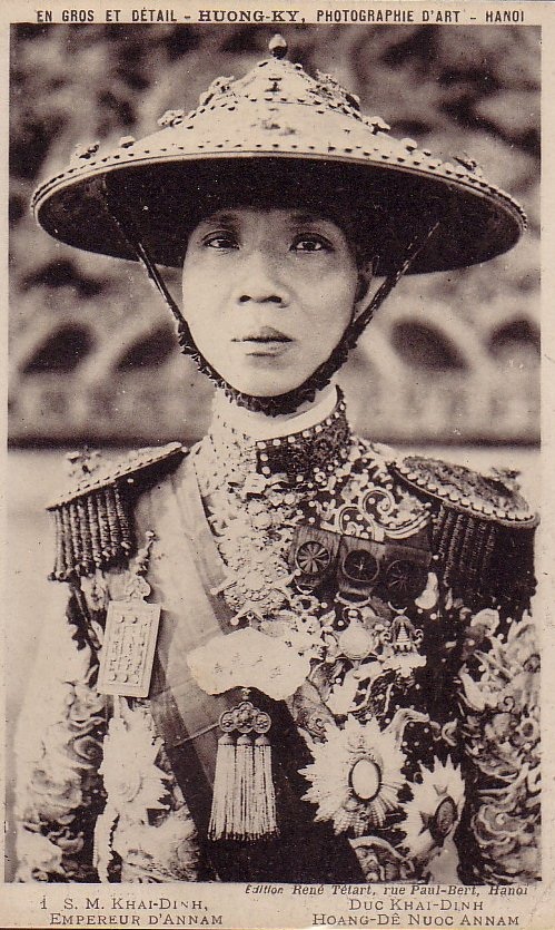 Roi-Khai-Dinh.jpg