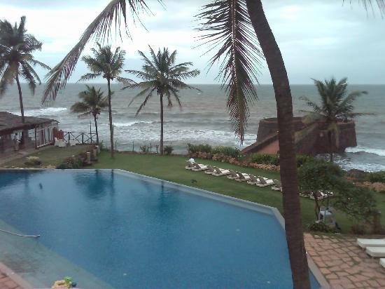 fort-aguada-beach-resort.jpg