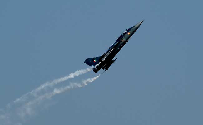 tejas-fighter-jet_650x400_41475985600.jpg