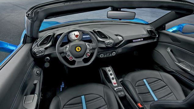 2016-Ferrari-488-Spider-Interior.jpg