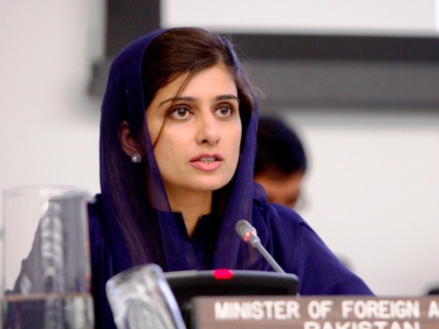 393046-HinaRabbaniKharPID-1339586813-345-640x480.jpg