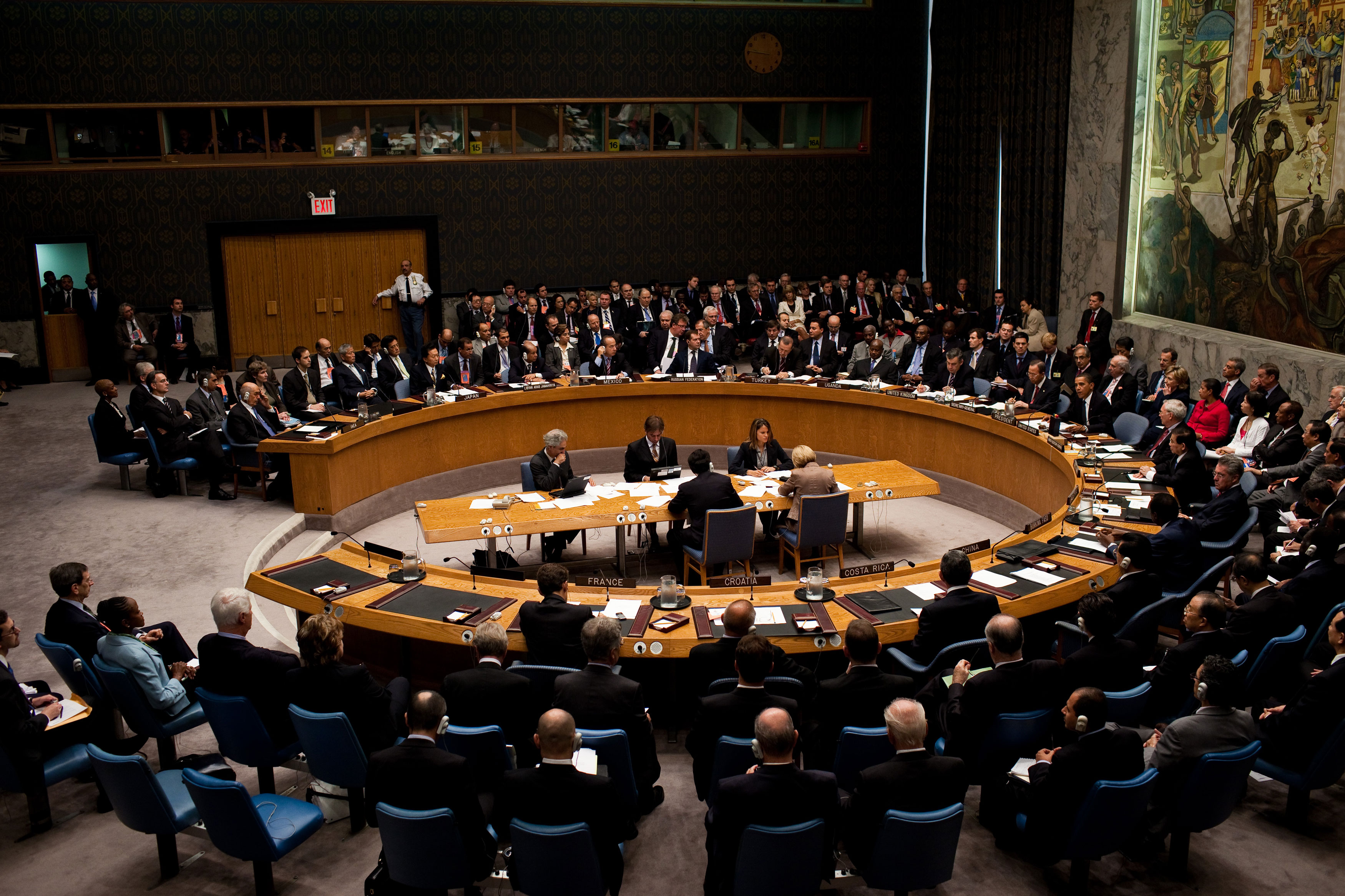 Barack_Obama_chairs_a_United_Nations_Security_Council_meeting.jpg