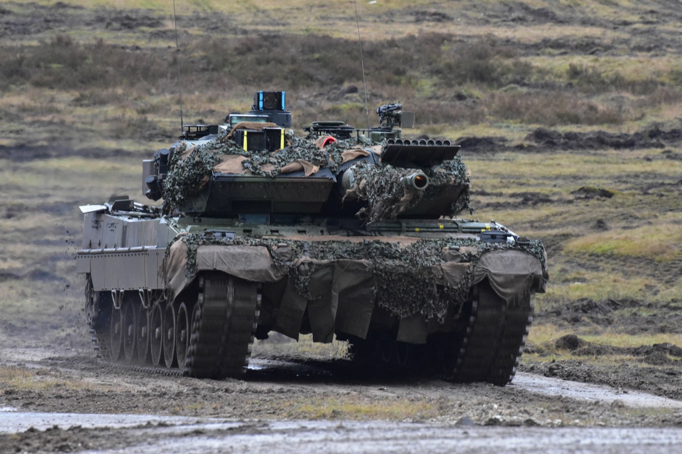 Liveblog zum Krieg in der Ukraine: Die Schweizer Leopard 2-Panzer werden in Deutschland modernisiert und an andere Nato-Staaten weitergegeben.