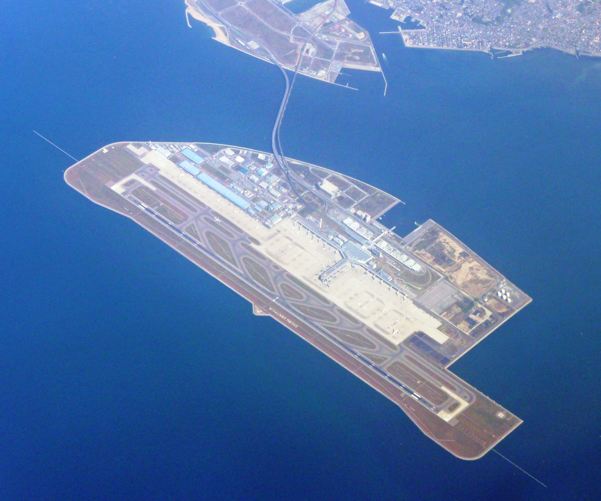 Chubu_Central_Airport_aerial_view.jpg