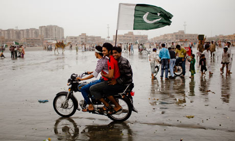 Pakistan-Celebrates-Indep-008.jpg