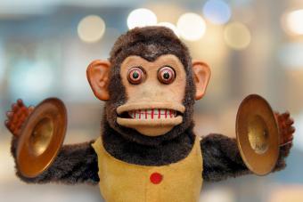 280704-340x227-monkey-playing-cymbals-vintage-toy.jpg