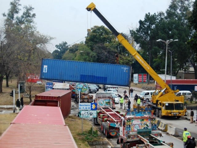 632838-islamabadredzonecontainermuhammadjavaid-1384691699-514-640x480.jpg