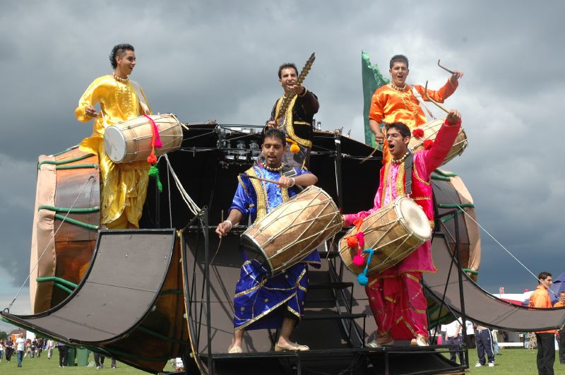 Dhol_players.jpg