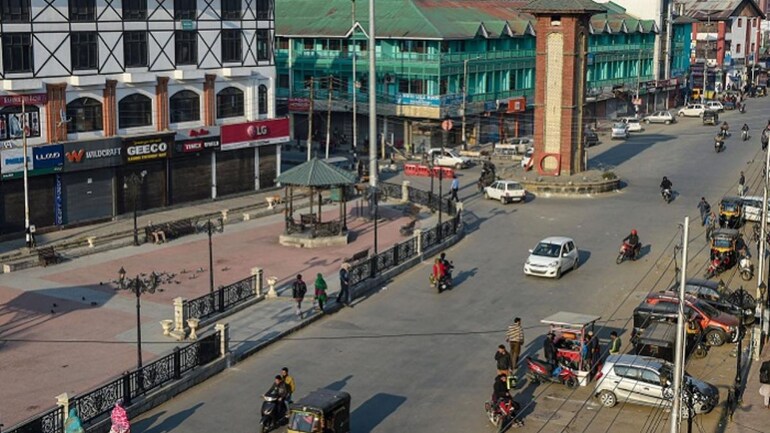 PTI_srinagar_lal_chowk.jpeg