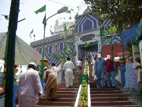 Image result for Shrine of Abdullah Shah Ghazi, Karachi