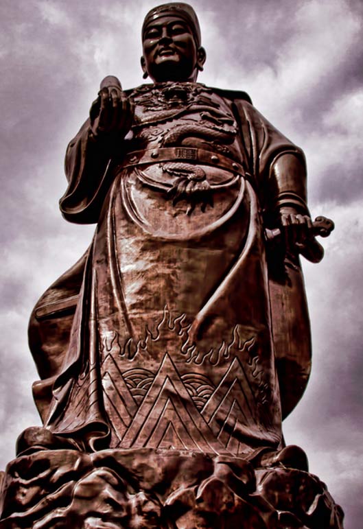 General-Zheng-He-statue.jpg
