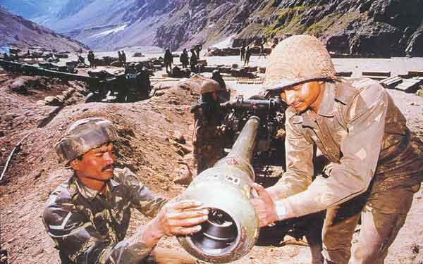 4_Kargil_Gun_Fire_Bofors4.jpg