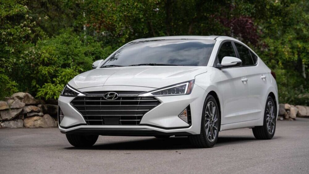 2020-Hyundai-Elantra-e1607943281182.jpg