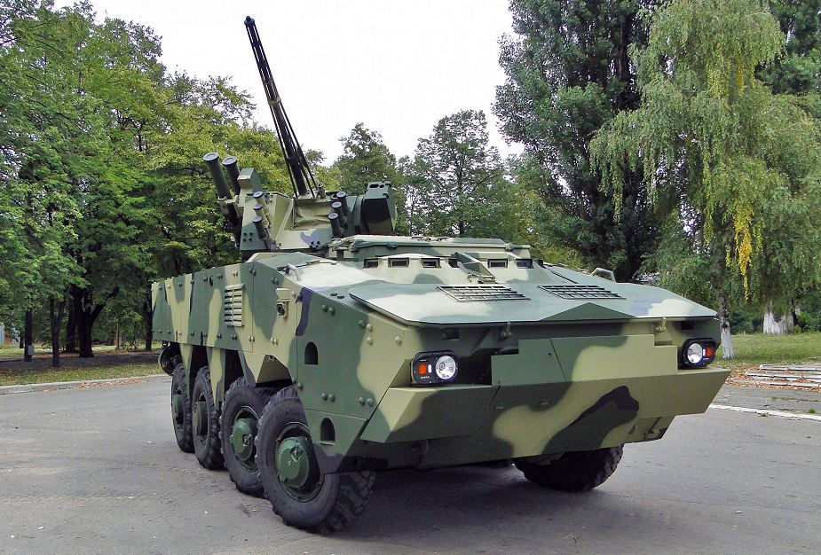 Ukraine_defense_industry_new_products_BTR-4MV1_8x8_APC_T-72AMT_MBT_925_002.jpg