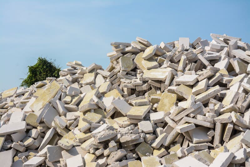 rubble-demolished-building-construction-waste-37283447.jpg