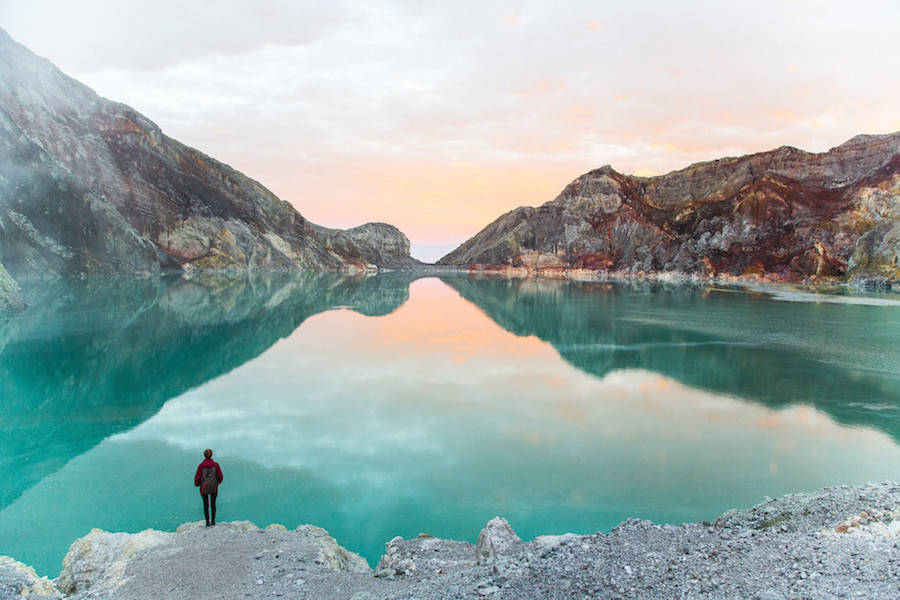 Beautiful-Ijen-Crater.jpg