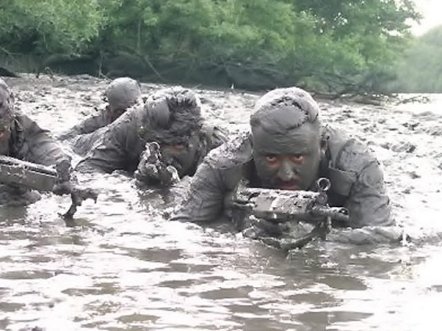 462715-Army-1352387924-196-640x480.jpg