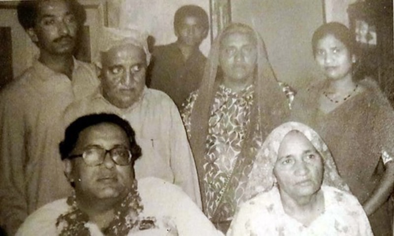 Jam Saqi with his father Mohmand Sachal, mother Mehi Bai, sister Marvi and brother Sultan. —Photo from Ahmed Saleem and Nuzhat Abbas' biography of Jam Saqi