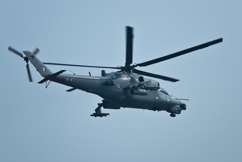 Mil+Mi-24+Mi-35%252C+Hind+D+and+Hind+E+indian+air+force+army+anti+tank+gunship+attack+helicopter.jpg