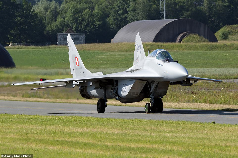 Poland says it is ready to hand over all its MiG-29 fighter jets to the US, as part of a plan to reinforce the Ukrainian air force
