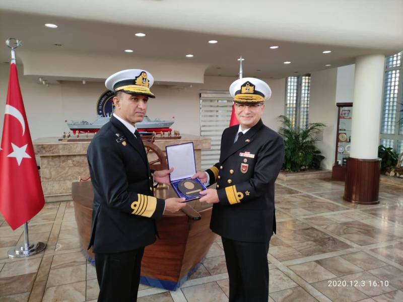 pakistan-naval-chief-visits-turkish-naval-shipyards-1607155914-9140.jpg
