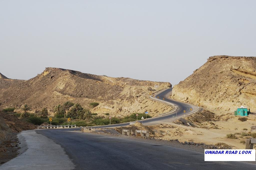 gwadar+road+NEW.JPG