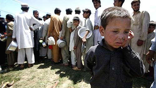 pak_refugee_child1_20090511.jpg