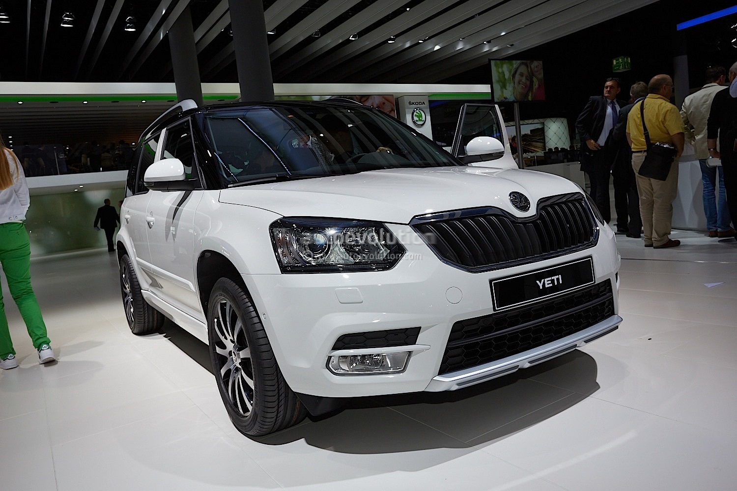 frankfurt-2013-skoda-yeti-facelift-live-photos_2.jpg