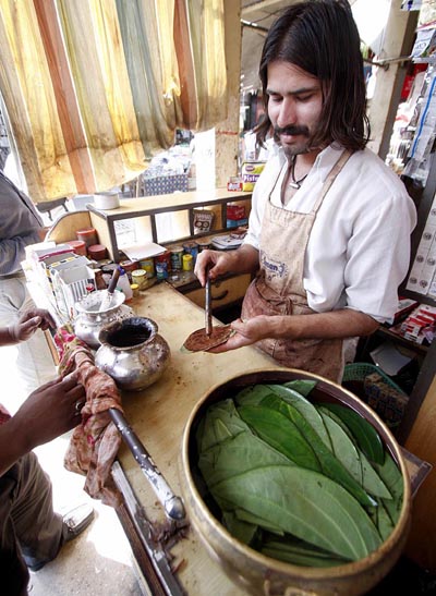 paan-at-islamabad.jpg