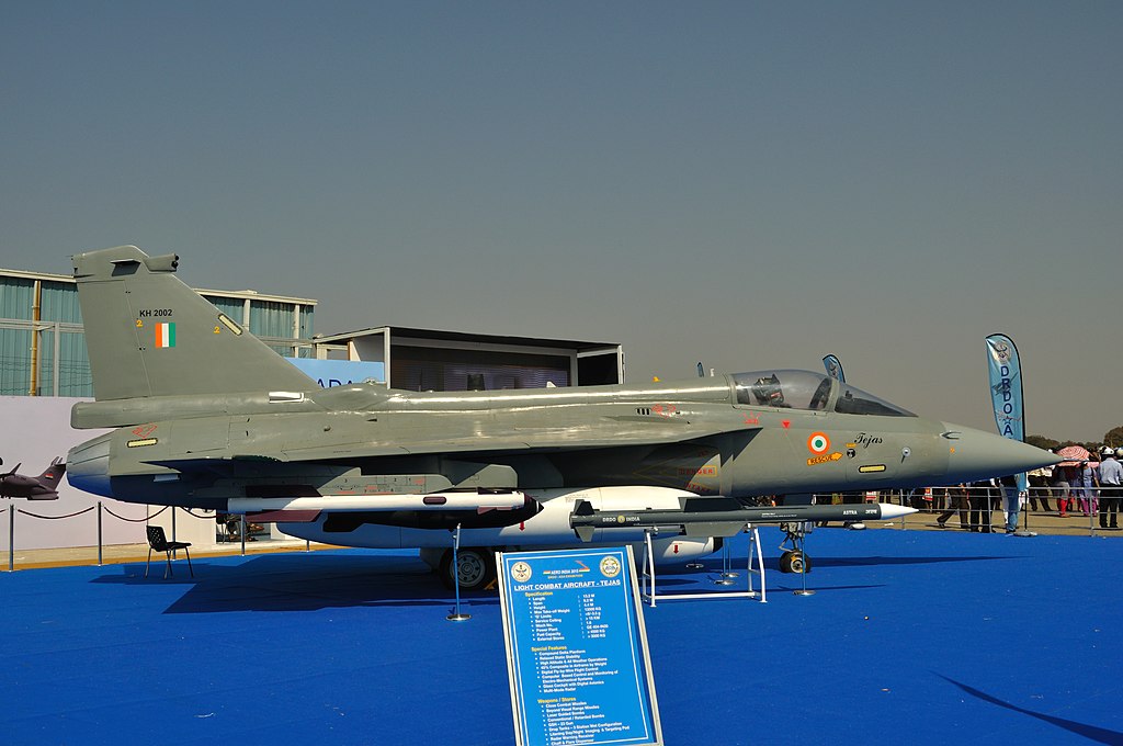 1024px-Tejas_LCA_2015.jpg