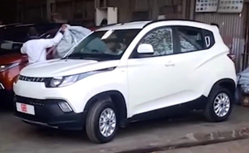 mahindra-kuv100-spied_827x510_41452668069.jpg