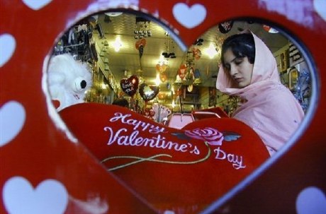 valentine-day-Pakistan.jpg