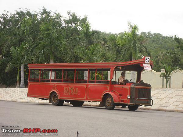 547295d1305719015-commercial-vehicles-cool-wacky-thread-bus.red1.ramoji.film.city.jpg