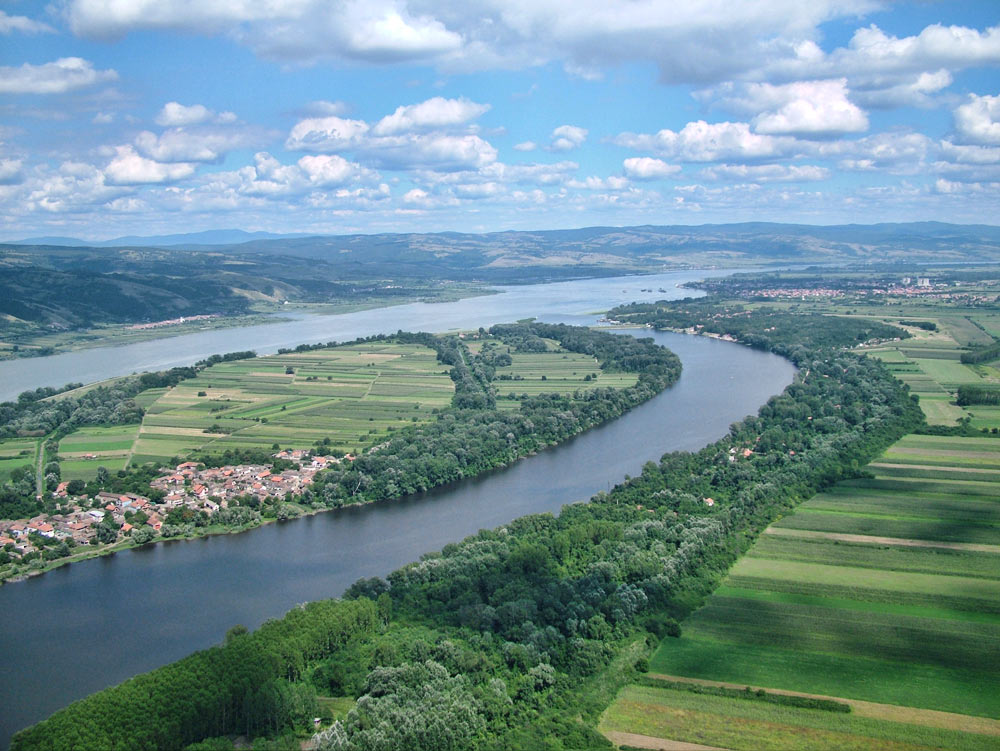 iznad_dunava_kanal_srebrno_jezero_1.jpg