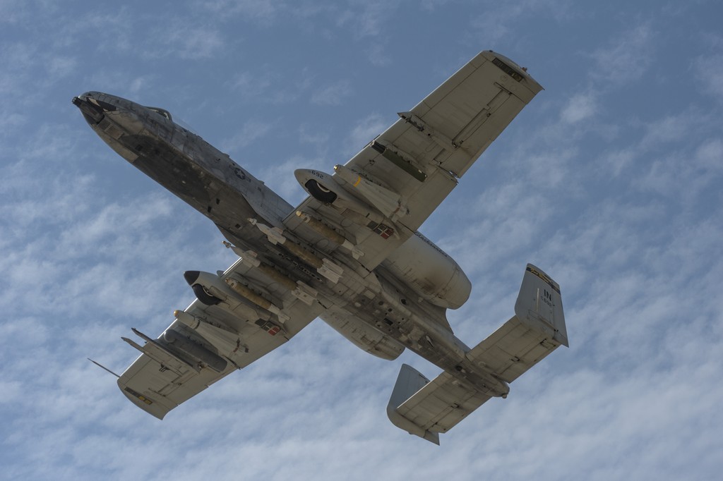 A-10_Kuwait_8.jpg