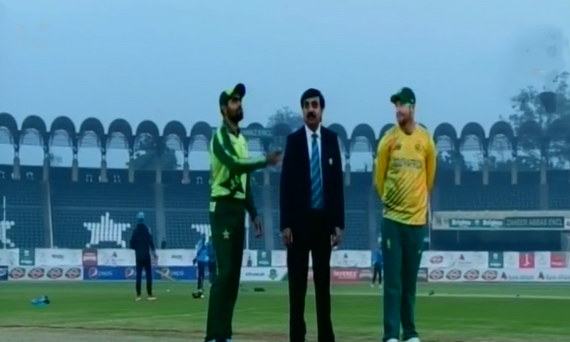 South Africa won the toss and opted to field in the first T20 against Pakistan. — DawnNewsTV