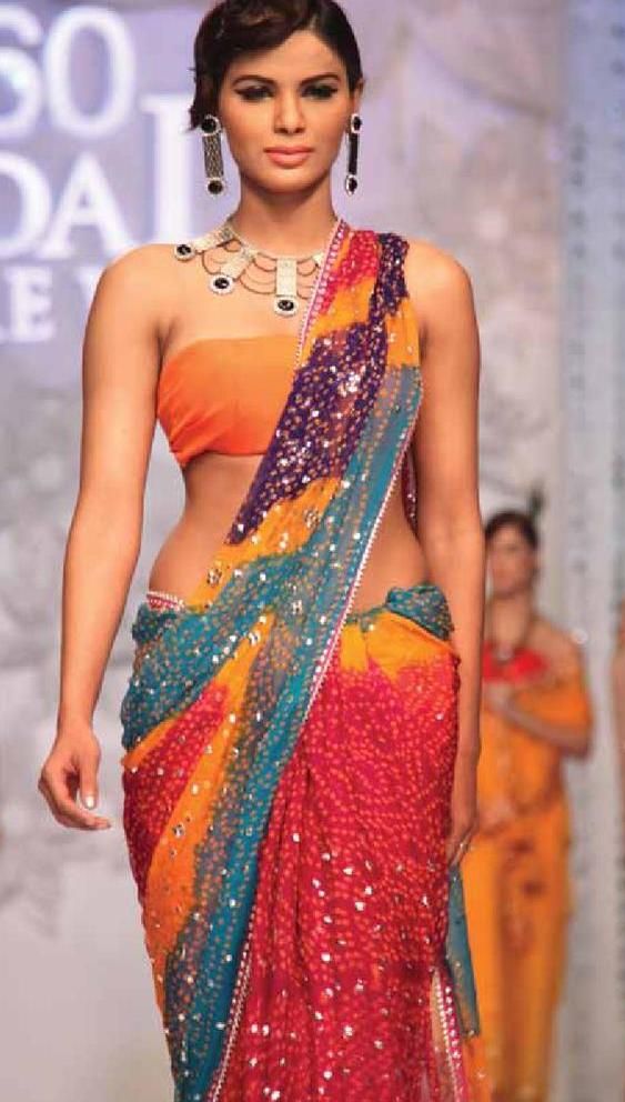 92acc616ee5ca27d4c071a1ed26ed61f--south-asian-bride-sarong.jpg