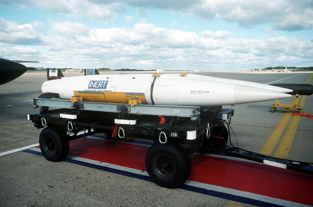 agm-69_179.jpg